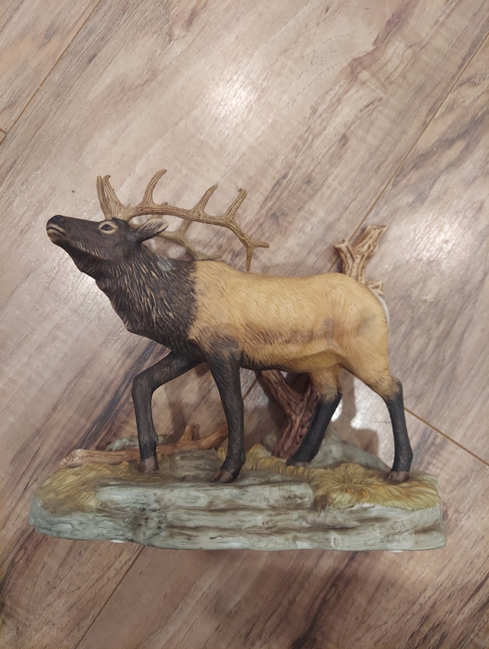 Vtg Homco Home Interiors 11191-02 Gentle Giant Masterpiece Porcelain Elk 2002